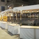 paradas de madera mercadillo